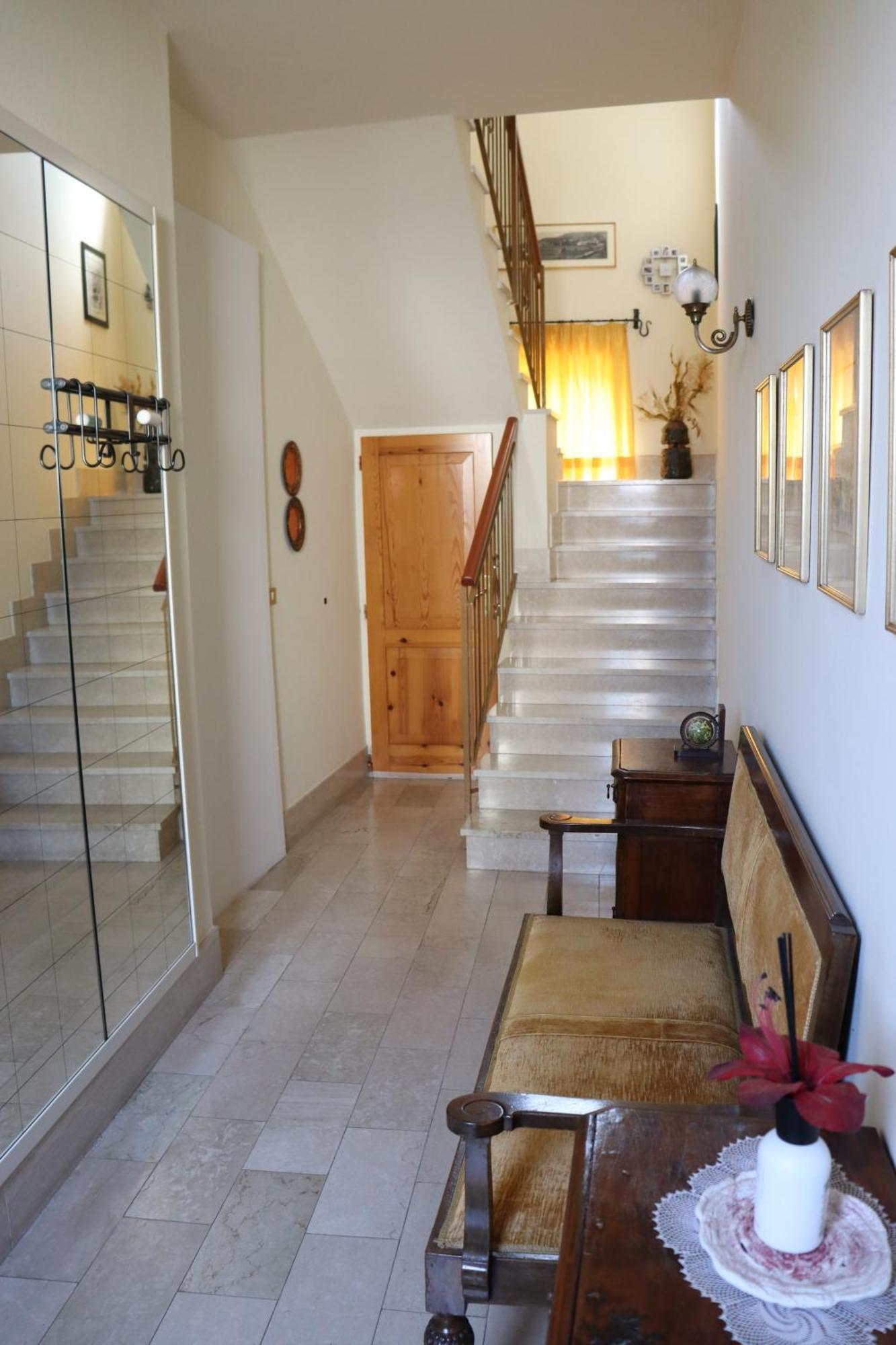 Monika Holiday 88 Astro Sul Garda Costermano Bagian luar foto