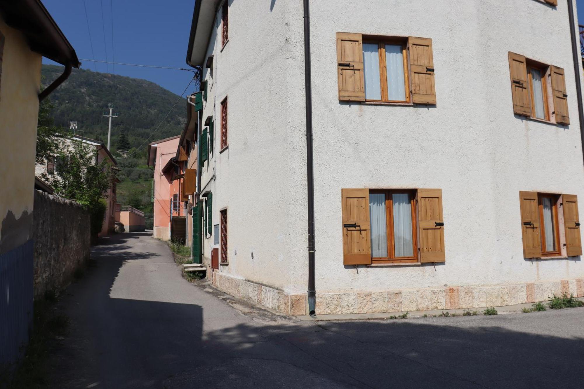 Monika Holiday 88 Astro Sul Garda Costermano Bagian luar foto
